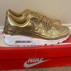 COPY - Gold Nike Air Max